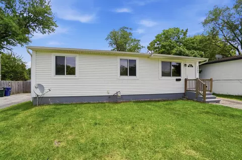 2264 Majestic Dr W, Columbus, OH 43232