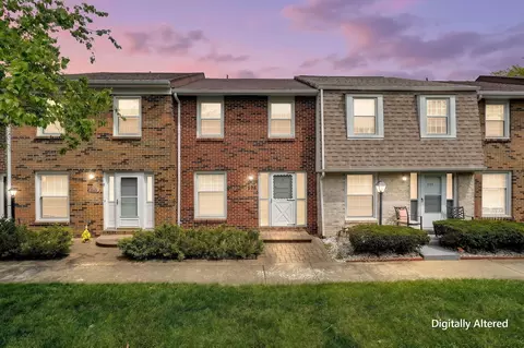 596 Dlyn St #H-5, Columbus, OH 43228