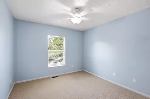 Bedroom - 7408 Maynooth Dr, Dublin, OH 43017 photo 5 of 7