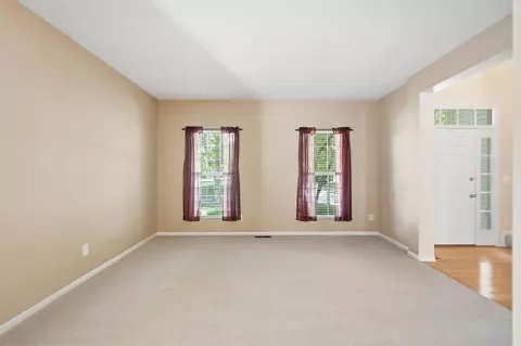 Living - 7408 Maynooth Dr, Dublin, OH 43017 photo 2 of 3