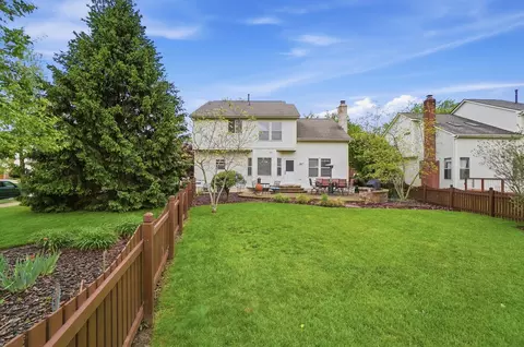 Exterior - 7408 Maynooth Dr, Dublin, OH 43017 photo 4 of 5