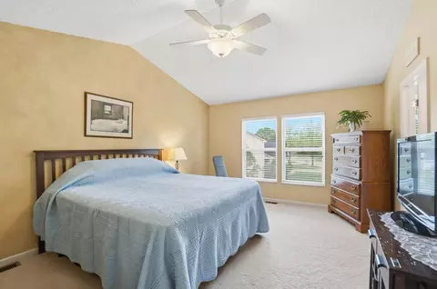 Bedroom - 7408 Maynooth Dr, Dublin, OH 43017 photo 1 of 5