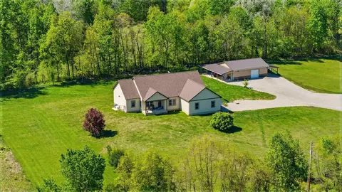 8895 Portie-flamingo Road Rd, New Lexington, OH 43764