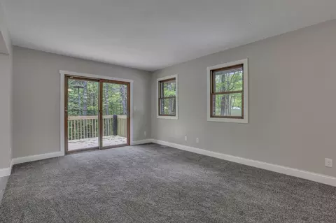 Living - 31067 Mays Rd, Logan, OH 43138 photo 2 of 12
