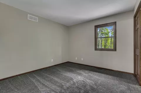 Bedroom - 31067 Mays Rd, Logan, OH 43138 photo 1 of 8