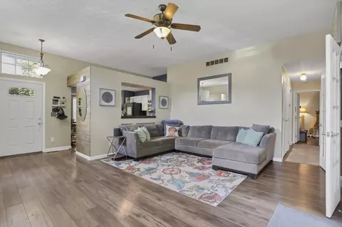 3548 Raflin Dr, Columbus, OH 43231