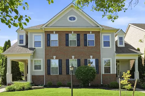 6699 Cooperstone Dr #75, Dublin, OH 43017