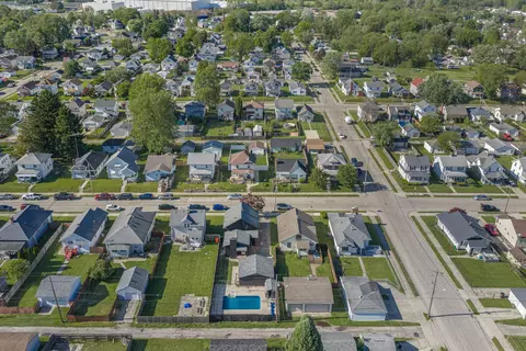 View/Area - 2315 Beatrice St, Springfield, OH 45503 photo 5 of 6