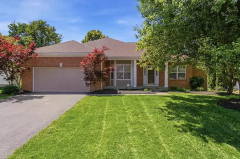 1029 Laketree Ct E, Westerville, OH 43081