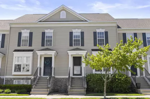 5297 Royal Arch Casca Dr #45, Dublin, OH 43016