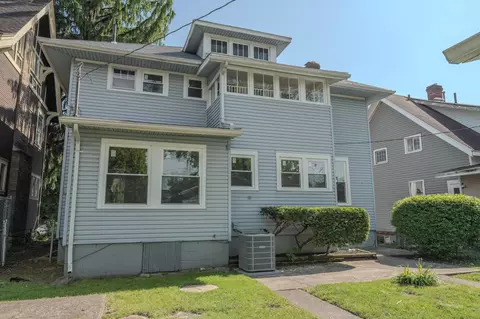 Exterior - 368 E Madison Ave, Springfield, OH 45503 photo 5 of 7
