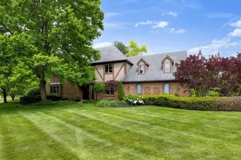 8650 Gavinton Ct, Dublin, OH 43017