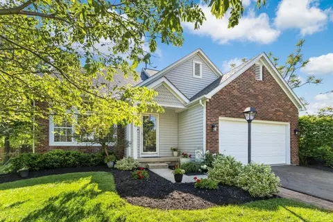 4338 Brickwood Dr, Hilliard, OH 43026