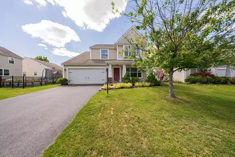 1287 Hickory Valley Dr, Blacklick, OH 43004