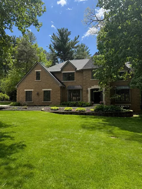 379 Meditation Ln, Columbus, OH 43235