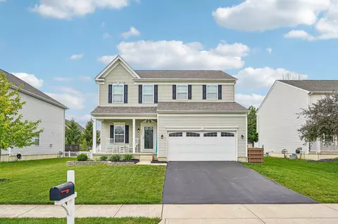 1601 Fox Fire Dr, Marysville, OH 43040