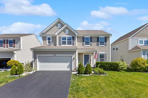 8660 Crooked Maple Dr, Blacklick, OH 43004