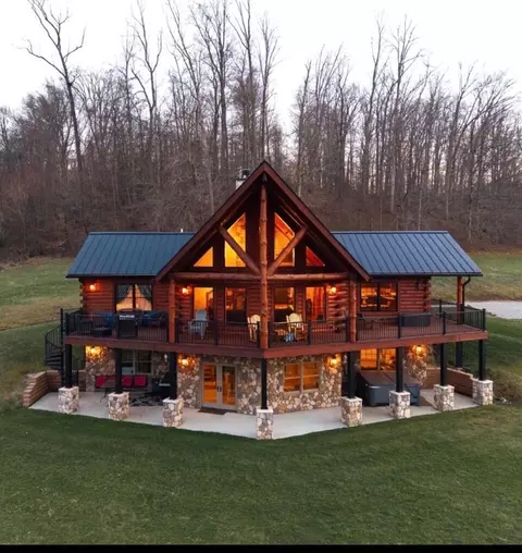 32929 Mann Rd, Logan, OH 43138