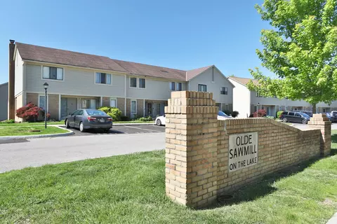 2621 Summer Dr, Dublin, OH 43016