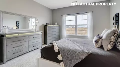 Bedroom - 552 Darliene Dr, Plain City, OH 43064 photo 2 of 6
