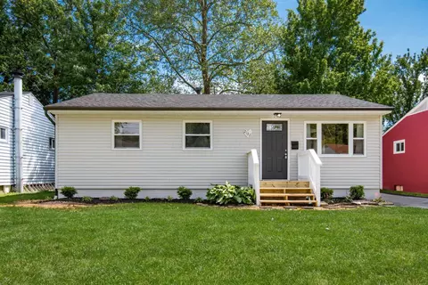 2137 Ward Rd, Columbus, OH 43224
