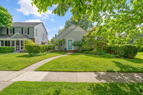 886 S Roosevelt Ave, Columbus, OH 43209