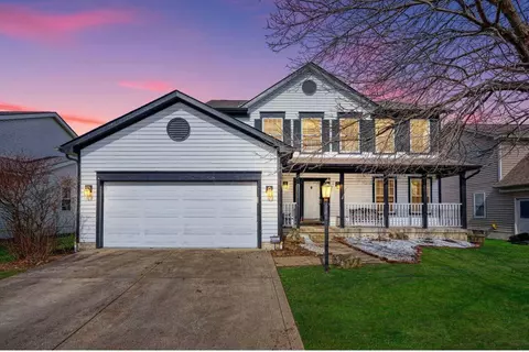 639 Tall Oaks Dr, Columbus, OH 43230