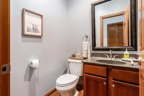 Bath - 8024 Millway Loop, Powell, OH 43065 photo 1 of 8