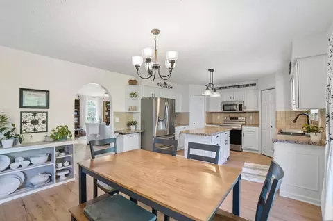Kitchen - 280 Pinecrest Dr, Delaware, OH 43015 photo 8 of 8