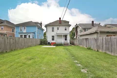 Exterior - 126 Eldon Ave, Columbus, OH 43204 photo 7 of 9