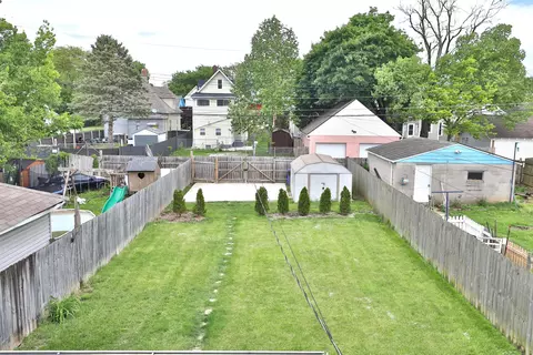 Exterior - 126 Eldon Ave, Columbus, OH 43204 photo 5 of 9