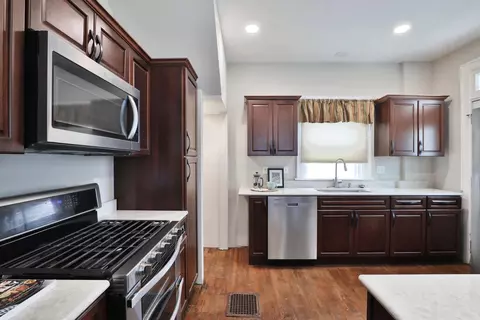 Kitchen - 126 Eldon Ave, Columbus, OH 43204 photo 3 of 4