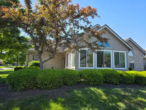 5805 Ravine Creek Dr, Grove City, OH 43123