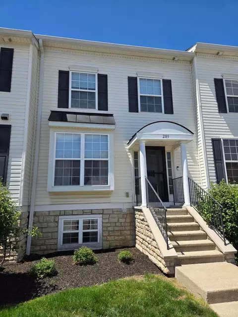 289 Slippery Elm Dr, Blacklick, OH 43004