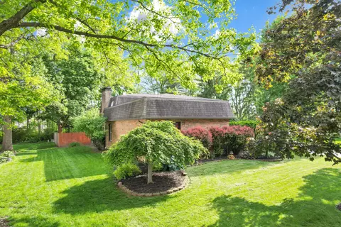 185 Kensington Dr, Delaware, OH 43015