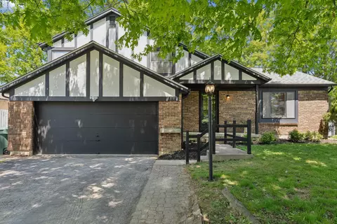 3614 Rochfort Brg, Columbus, OH 43221