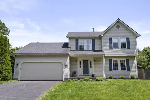 328 Meadows Blvd, Pickerington, OH 43147
