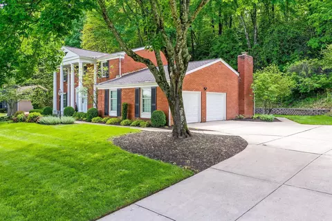 661 Swansea Rd, Newark, OH 43055