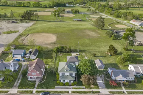 444 E Main St, Saint Paris, OH 43072 photo 2