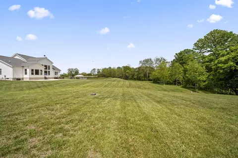 Exterior - 21746 Winstead Rd, Circleville, OH 43113 photo 8 of 17