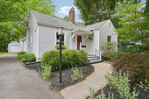 175 W Weisheimer Rd, Columbus, OH 43214