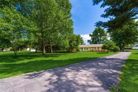 8300 Bruce Ct NW, Canal Winchester, OH 43110