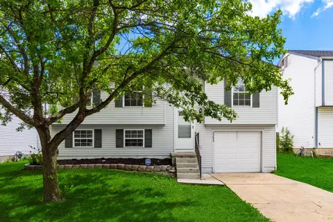 2253 Autumn Village Ct, Columbus, OH 43223