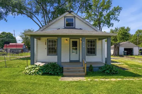 1061 Williams Rd, Columbus, OH 43207