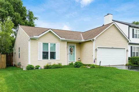 864 Gulliver Dr, Columbus, OH 43207