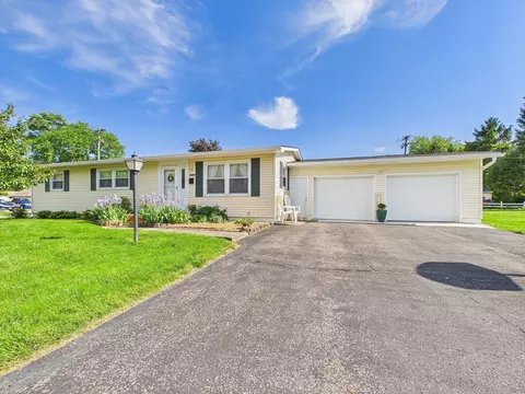 1601 W Maple St, Baltimore, OH 43105