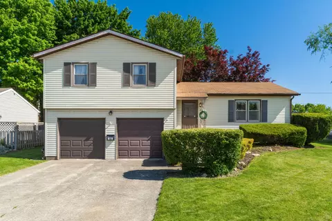 866 W Locust St, Newark, OH 43055