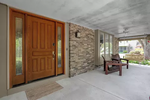 Exterior - 2411 Sovron Ct, Dublin, OH 43016 photo 6 of 12