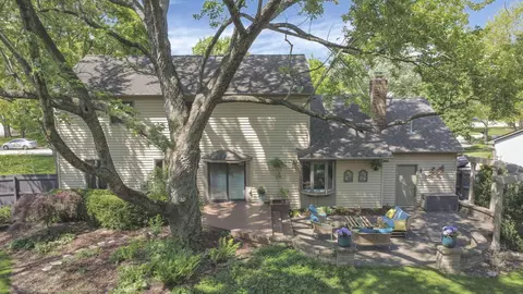 Exterior - 2411 Sovron Ct, Dublin, OH 43016 photo 9 of 12