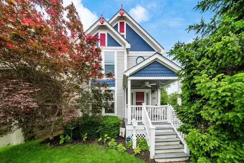 377 King Ave, Columbus, OH 43201